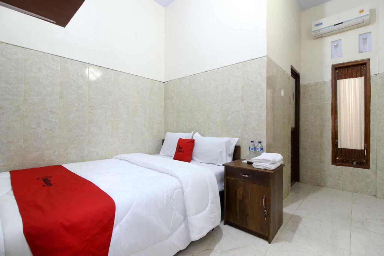 קליוראנג Reddoorz Near Museum Gunung Merapi מראה חיצוני תמונה