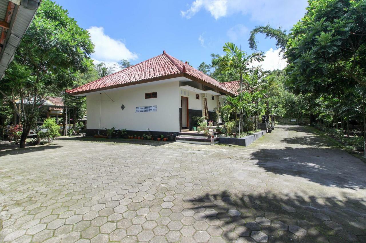 קליוראנג Reddoorz Near Museum Gunung Merapi מראה חיצוני תמונה