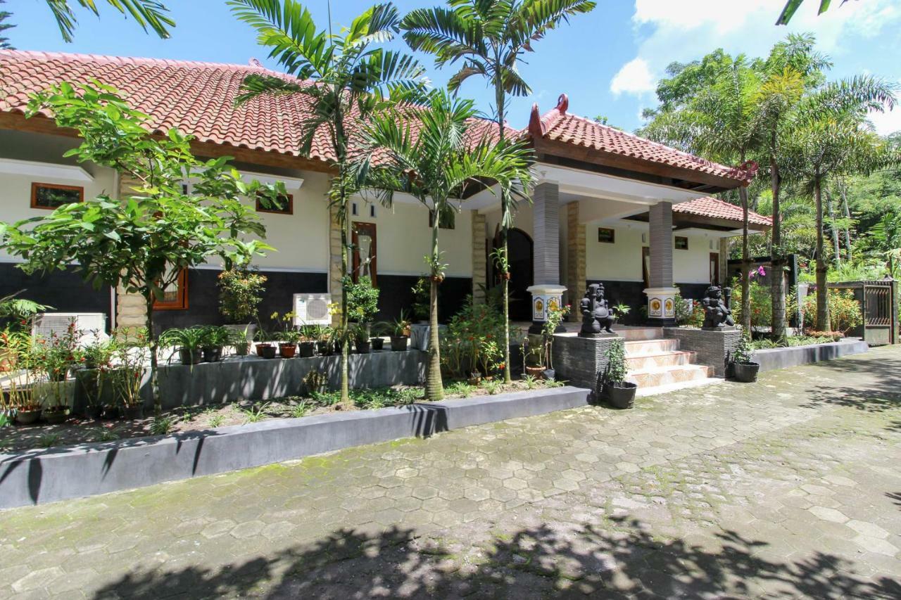 קליוראנג Reddoorz Near Museum Gunung Merapi מראה חיצוני תמונה
